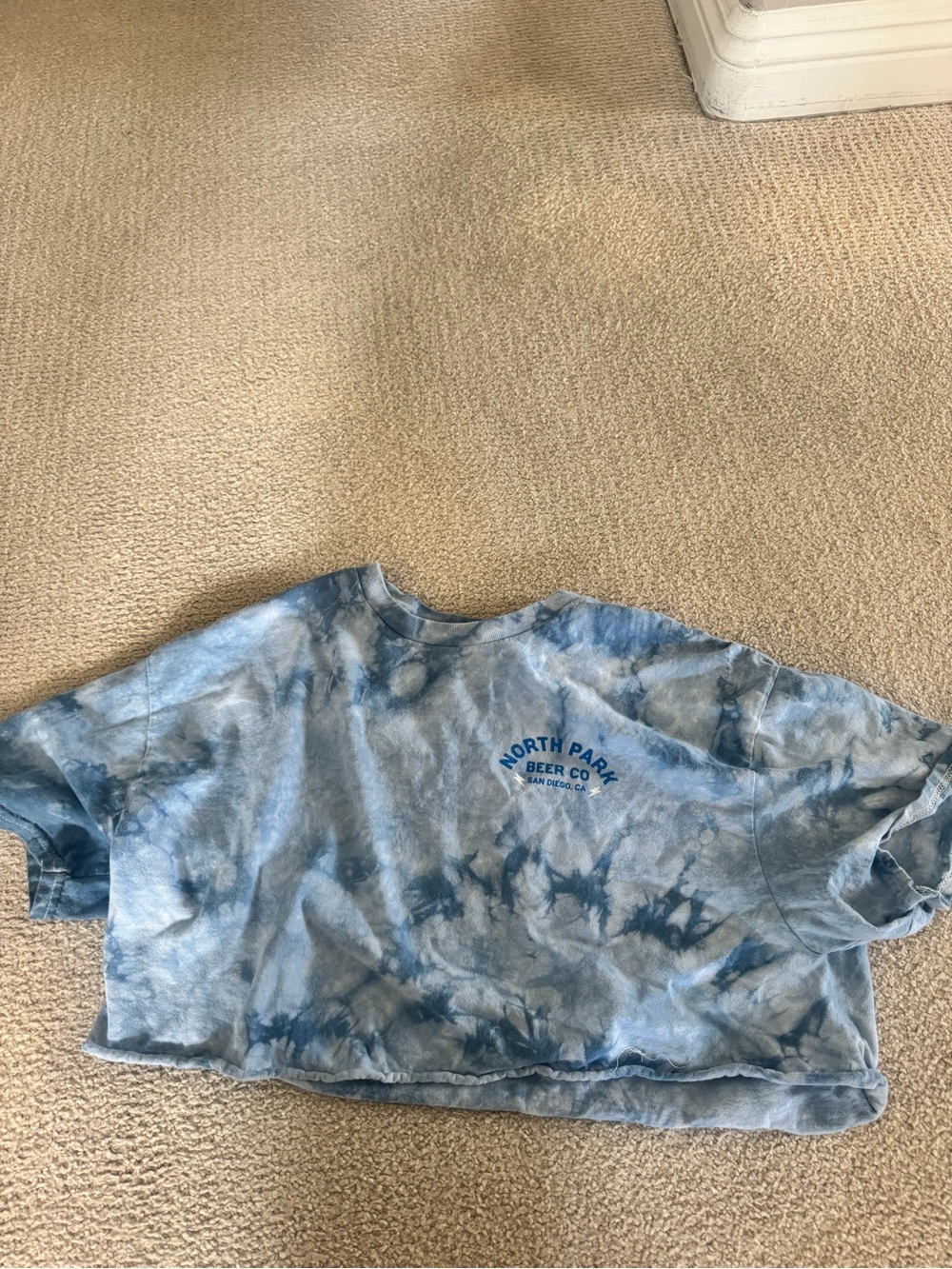 North park beer co crop tee - Picture 2 of 4